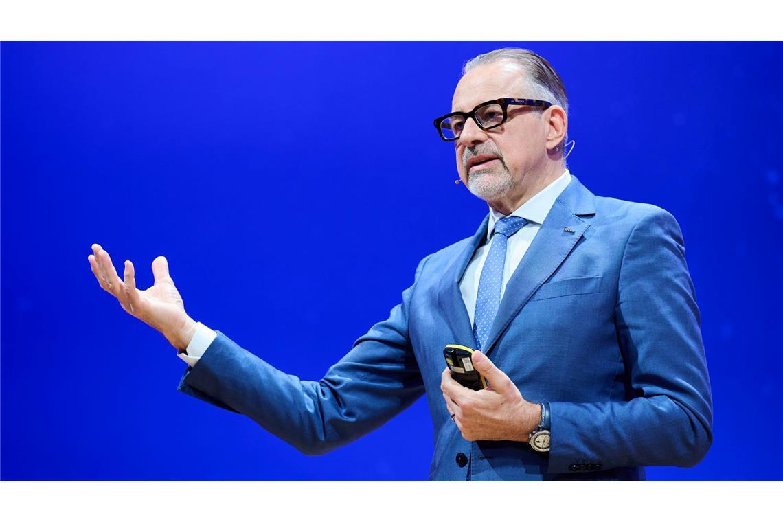 Josef Aschbacher möchte das Budget deutlich aufstocken. (Archivbild)