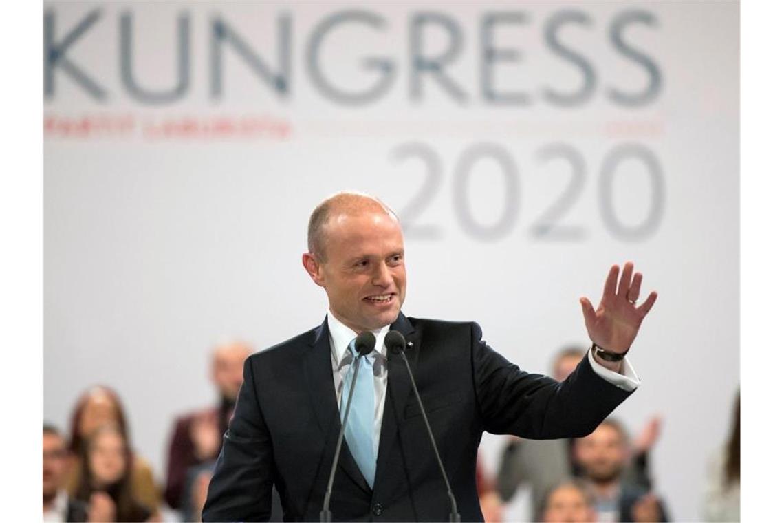 Machtübergabe in Malta: Muscat geht, Abela kommt Joseph Muscat, Premierminister von Malta, hatte seinen Rückzug als Parteichef für den 12. Januar angekündigt - und danach auch als Regierungschef. Foto: Rene Rossignaud/AP/dpa