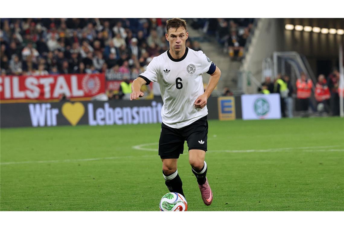 Joshua Kimmich (Note 4): Beim ersten Gegentor war seine Seite verwaist. Der Rechtsverteidiger hatte sich nach vorne eingeschaltet und fehlte beim Konter hinten. Joshua Kimmich spielte gewohnt engagiert, zog aber oft in die Mitte. Einige seiner Aktionen wirkten übereifrig.