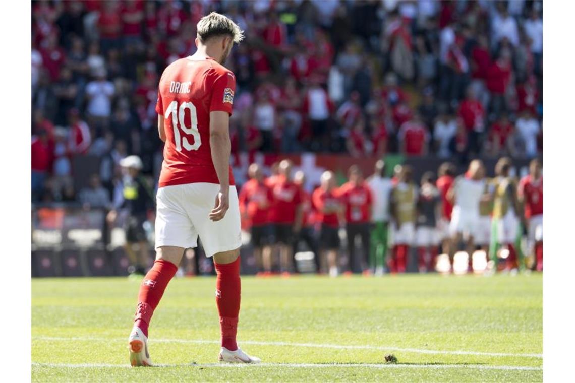 Josip Drmic hat beim entscheidenden Elfmeter gepatzt. Foto: Jean-Christophe Bott/KEYSTONE