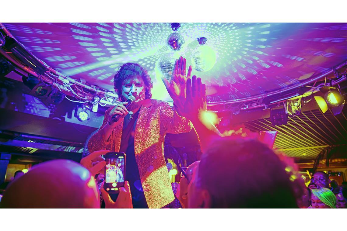 Jubiläumskonzert mit Olaf dem Flipper, der Schlager-Ikone mit Herz, im Sonnenhof...