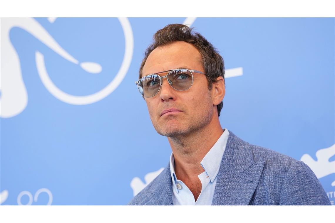 Jude Law: Keine Angst vor Putin Jude Law bei seiner Ankunft in Venedig.