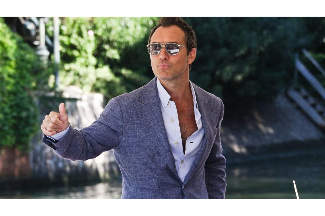 Jude Law: Keine Angst vor Putin Jude Law bei seiner Ankunft in Venedig vor der Premiere.