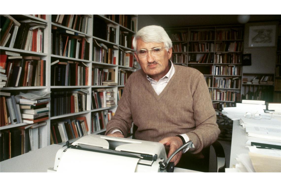 Jürgen Habermas 1981 in seinem Haus in Starnberg. (Archivbild)