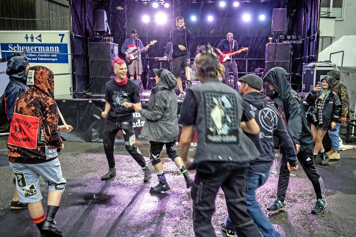 Jugendmeile, Juze-Stand // Freitag // 50. Backnanger Straßenfest