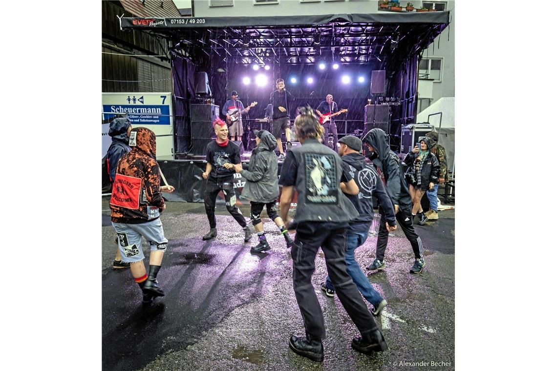 Jugendmeile, Juze-Stand // Freitag // 50. Backnanger Straßenfest