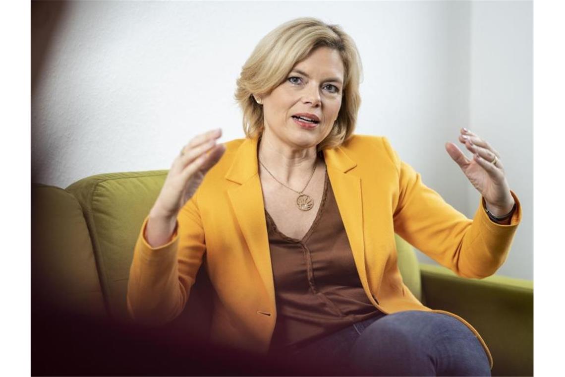 Klöckner: Landwirte haben mehr Wertschätzung verdient Julia Klöckner, Bundesministerin für Ernährung und Landwirtschaft (CDU), während eines Redaktionsgesprächs mit der Deutschen Presse-Agentur (dpa). Foto: Frank Rumpenhorst/dpa