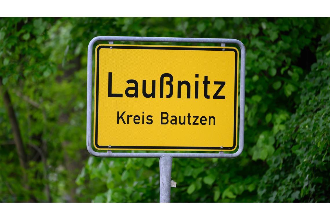 Leiche im Wald - 16-Jähriger wegen Totschlags untergebracht Junge Frau tot in Wald gefunden - 16-Jähriger unter Tatverdacht