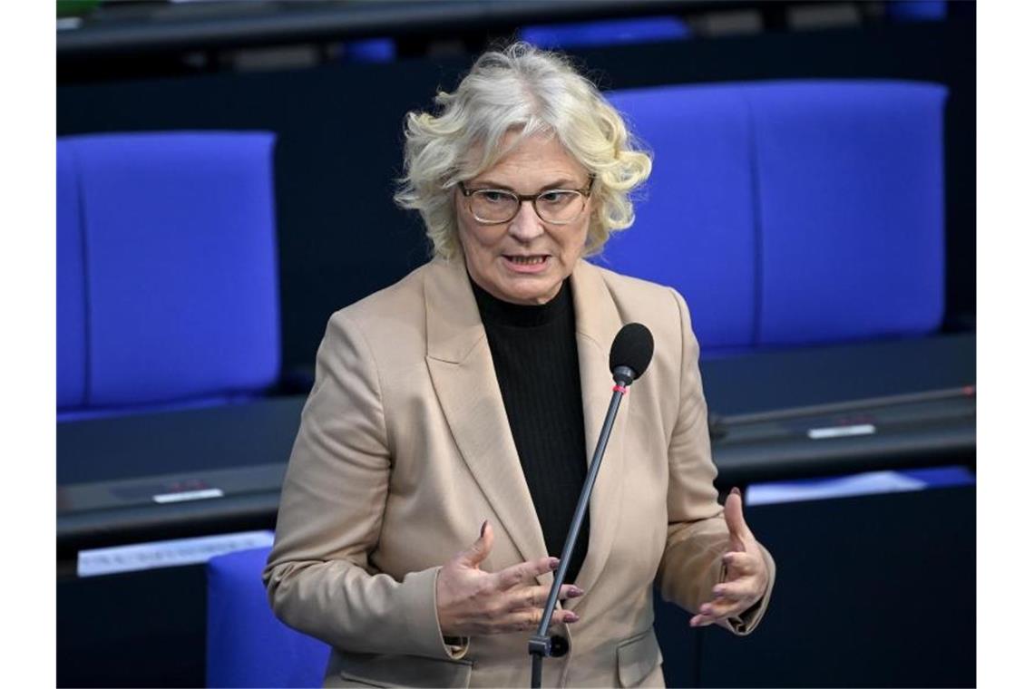 Justizministerin: „Staat muss zeigen, wer Gewaltmonopol hat“