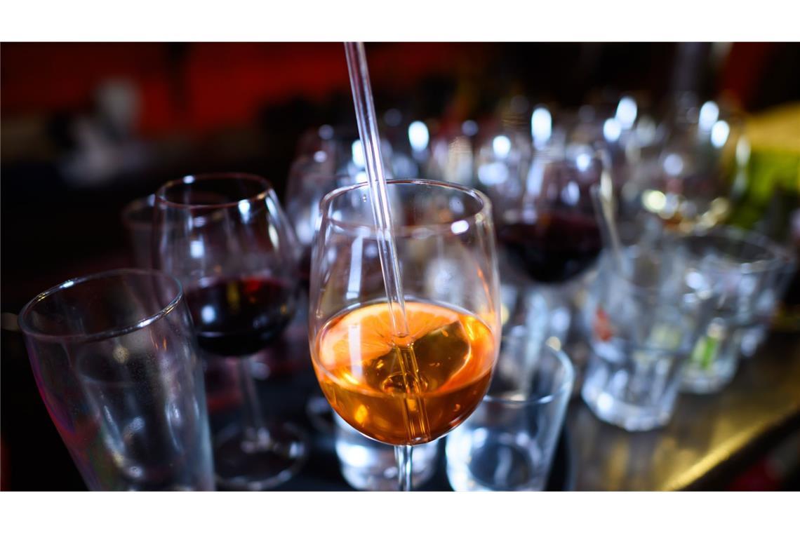 K.-o.-Tropfen werden vor allem in Getränke geschüttet (Symbolbild).