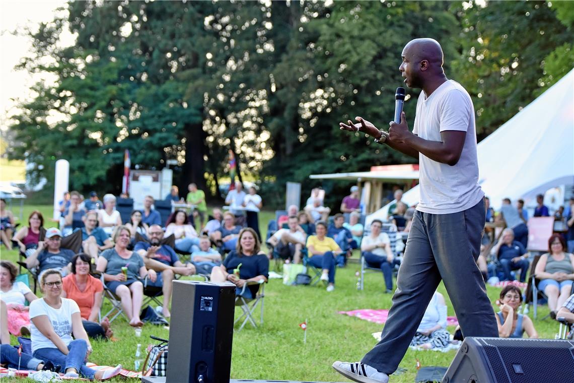 Kabarett/Comedy, Dave Davis, Murrhardter Sommerpalast Bergfestival in Murrhardt ...