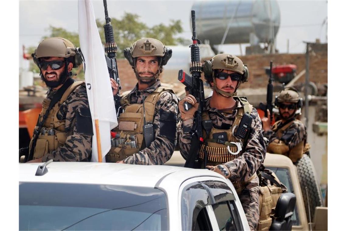 Afghanische Ortskräfte: Kaum Verfolgungs-Fälle bekannt Kämpfer einer Spezialeinheit der militant-islamistischen Taliban in Kabul (Archivbild). Foto: Khwaja Tawfiq Sediqi/AP/dpa