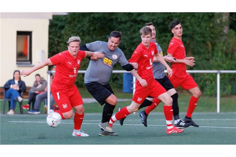 Kämpferisch 1A, spielerisch eher ein Gewürge: Fortuna Böblingen und der SV Nufringen II fighteten um den Erfolg, fanden aber erst im Elfmeterschießen einen Sieger.