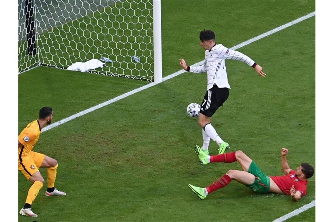 „Magischer“ Gosens führt DFB-Elf zum 4:2-Sieg Kai Havertz erzielte den Treffer zum 3:1. Foto: Federico Gambarini/dpa