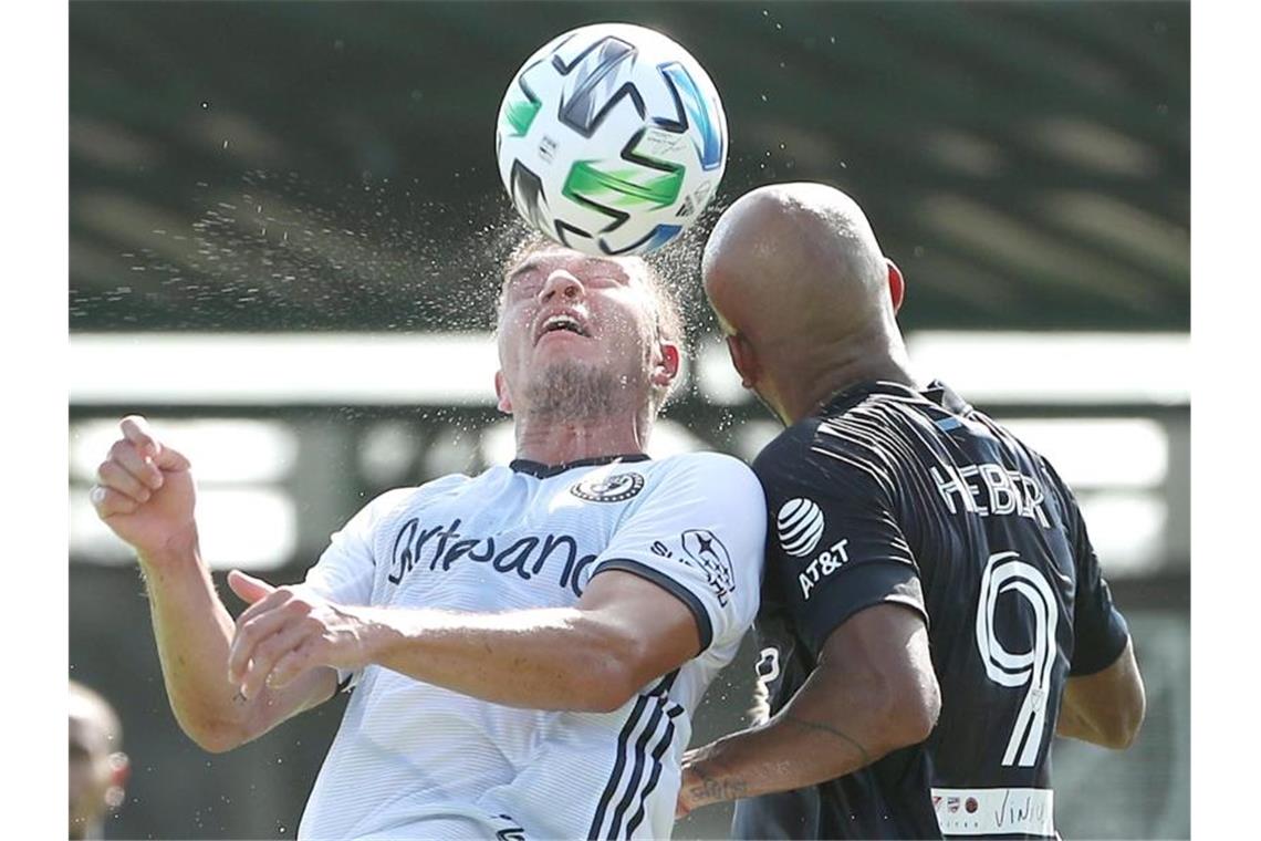 Kai Wagner (l) spielt in den USA für Philadelphia Union. Foto: Stephen M. Dowell/TNS via ZUMA Wire/dpa