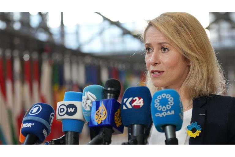 Kaja Kallas, Leiterin der Außenpolitik der EU. Die Staats- und Regierungschefs der Europäischen Union fordern im Iran-Krieg ein Aussetzen der Angriffe auf Anlagen des Energie- und Wasser-Sektors.