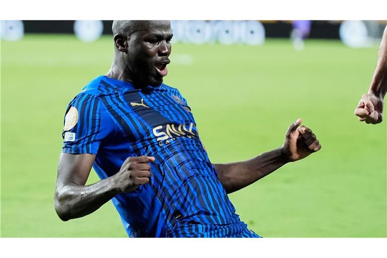 Kalidou Koulibaly jubelt nach seinem Tor zum 3:2 für Al Hilal in der Verlängerung.