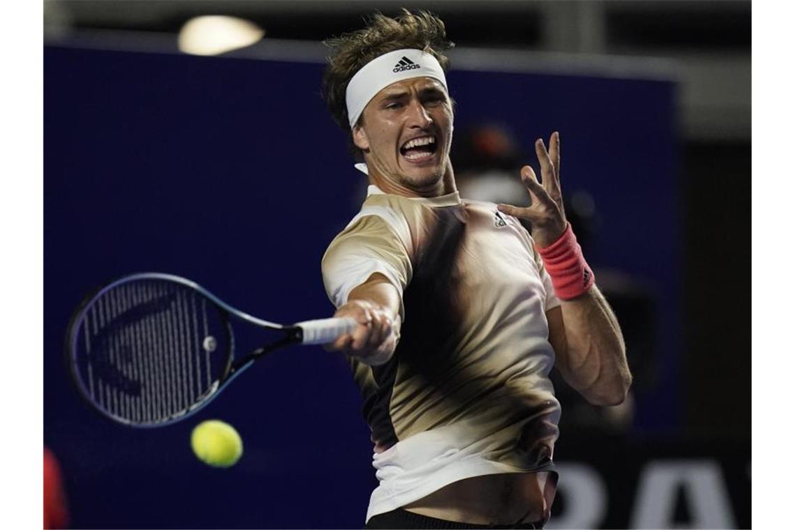 Erfolgreiche Nachtschicht: Zverev nach Kraftakt weiter Kam erst nach einem nächtlichen Kraftakt weiter: Alexander Zverev. Foto: Eduardo Verdugo/AP/dpa
