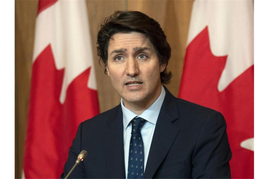 Trucker-Proteste: Kanada hebt Notstandsregelung auf Kanadas Premier Justin Trudeau hebt die Notstandsregelung im Land auf. Foto: Adrian Wyld/The Canadian Press via AP/dpa