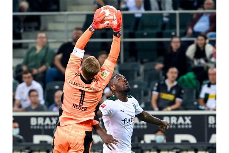 Kann doch gegen den 1. FC Köln auflaufen: Bayern-Torhüter Manuel Neuer. Foto: Federico Gambarini/dpa