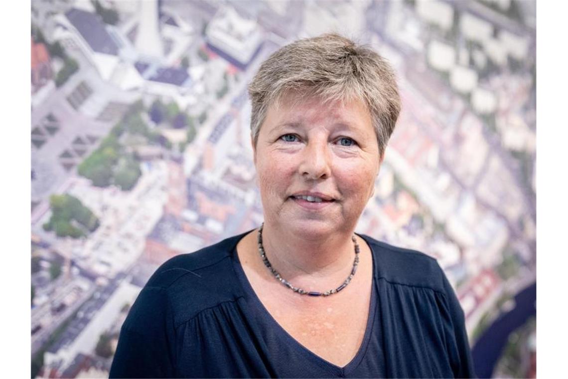 Kann sich einen Mietendeckel für ganz Deutschland vorstellen: Berlins Stadtentwicklungssenatorin Katrin Lompscher. Foto: Kay Nietfeld/dpa