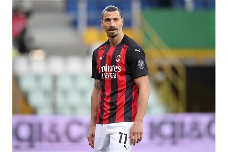 Kann wegen einer Knieverletzung nicht an der EM teilnehmen: Zlatan Ibrahimovic. Foto: Jonathan Moscrop/CSM via ZUMA Wire/dpa