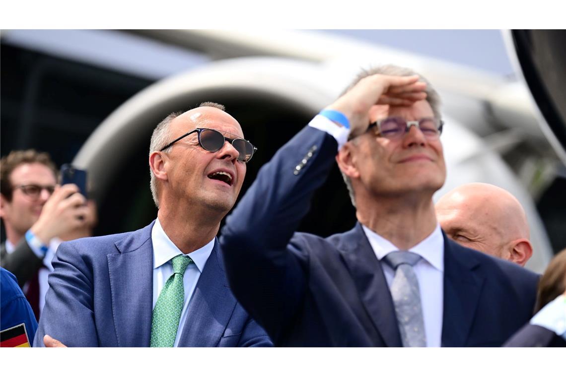 Merz sieht Luftfahrt als Schlüsselbranche - neue Strategie
