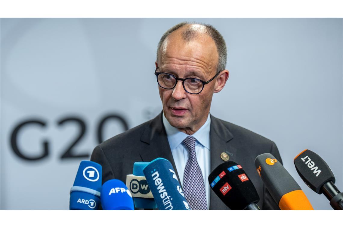 Kanzler Merz spricht von "außerordentlich schwierigen Verhandlungen" in Genf.