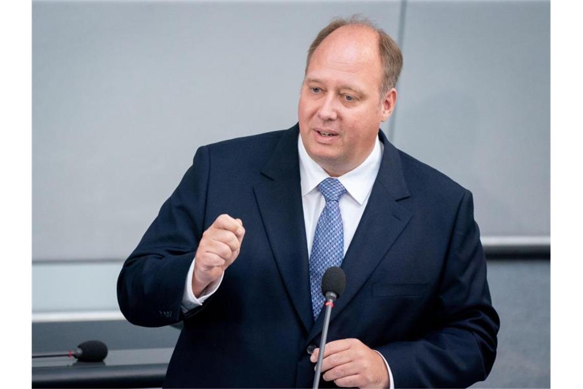 Kanzleramtschef: Deutschland hat Corona derzeit im Griff Kanzleramtschef Braun: „Derzeit kann man sagen: Wir haben Corona in Deutschland im Griff.“. Foto: Kay Nietfeld/dpa