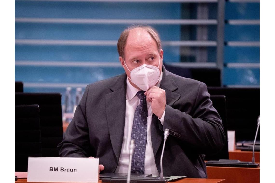 Teil-Lockdown soll möglichst am Monatsende gelockert werden Kanzleramtschef Helge Braun: „Unser erklärtes Ziel ist, dass wir Ende November die Maßnahmen in dieser Strenge beenden wollen.“. Foto: Kay Nietfeld/dpa