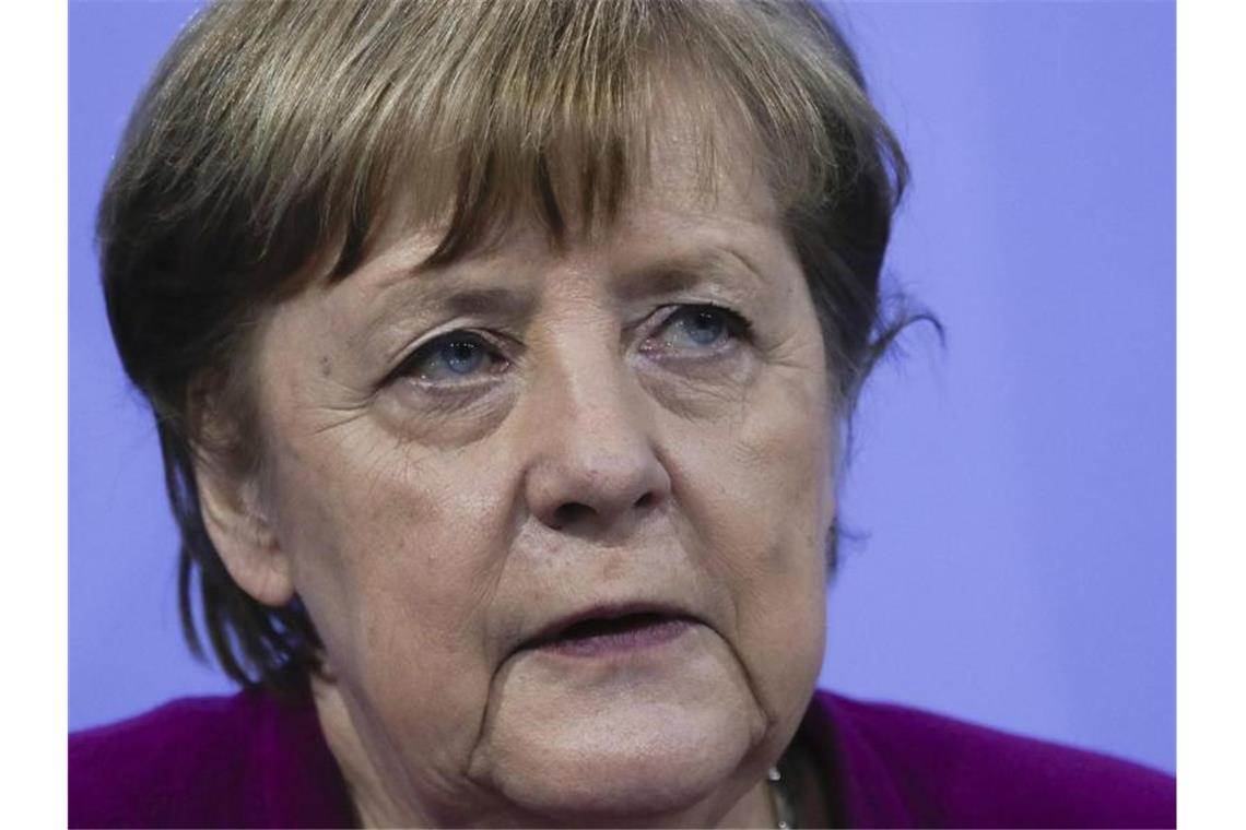 Kanzlerin Angela Merkel hofft darauf, dass Impfungen und Tests einen Anstieg der Neuinfektionen verhindert. Foto: Markus Schreiber/AP POOL/dpa