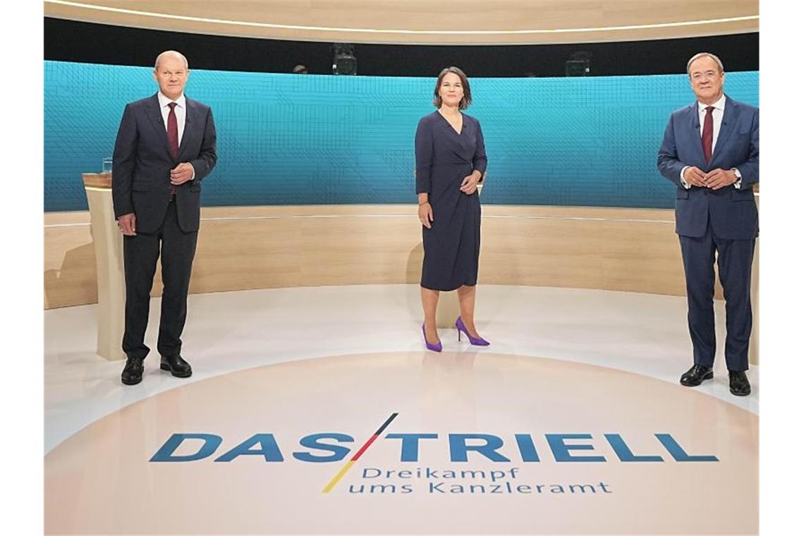 Wahlkampf voller Wendungen - Ausgang offen wie selten zuvor Kanzlerkandidaten: Olaf Scholz (l-r), Annalena Baerbock und Armin Laschet. Foto: Michael Kappeler/dpa-Pool/dpa