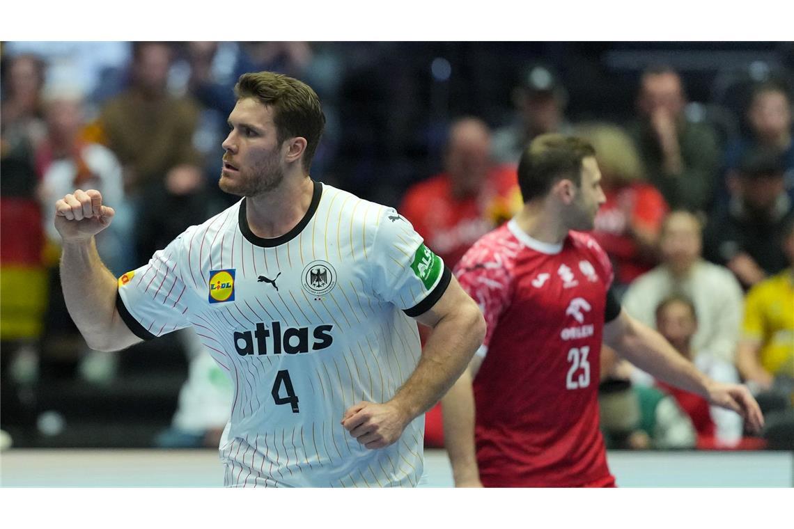 Sorgen um Knorr: Handballer mit Arbeitssieg gegen Polen Kapitän Johannes Golla übernahm immer wieder Verantwortung.