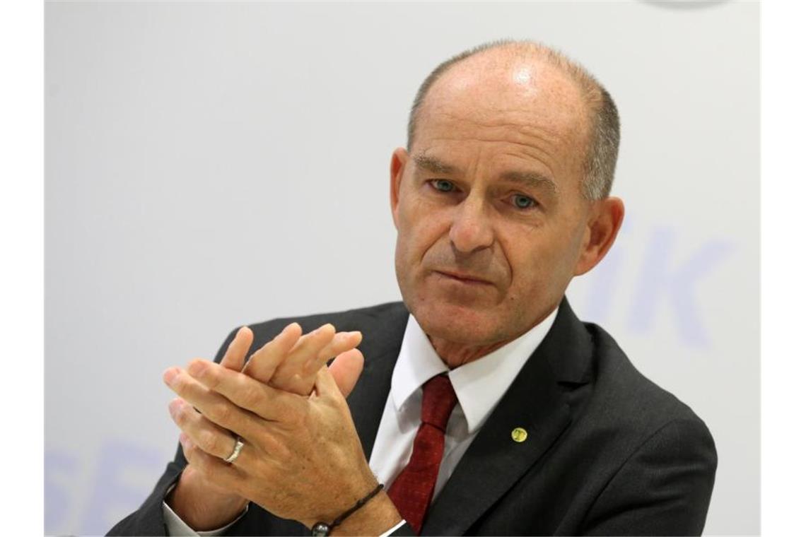 In Streit um Todeserklärung bei Tengelmann kommt Bewegung Karl-Erivan Haub, der damalige geschäftsführende Gesellschafter der Unternehmensgruppe Tengelmann, ist seit April 2018 verschollenen. Foto: Roland Weihrauch/dpa
