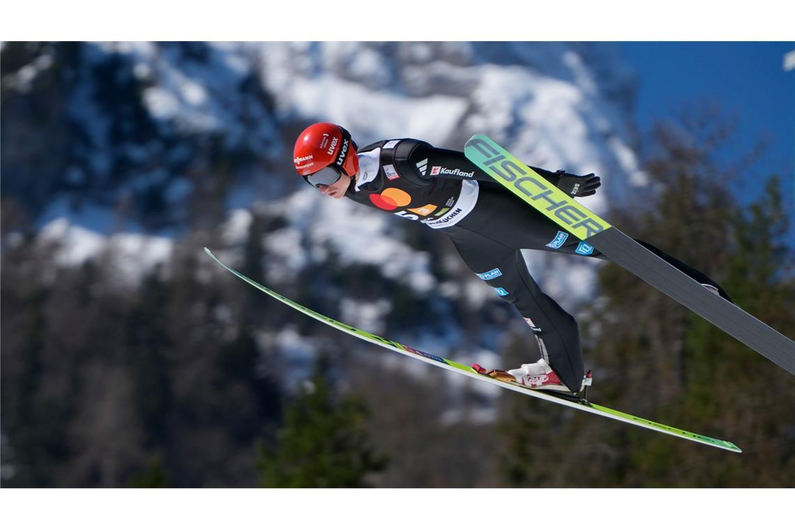 Karl Geiger konnte nur im ersten Durchgang des Teamwettbewerbs überzeugen.