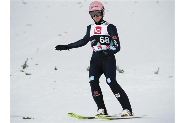 Karl Geiger und das deutsche Mixed-Team mussten sich am Holmenkollen deutlich geschlagen geben. Foto: Terje Bendiksby/NTB/dpa/Archiv