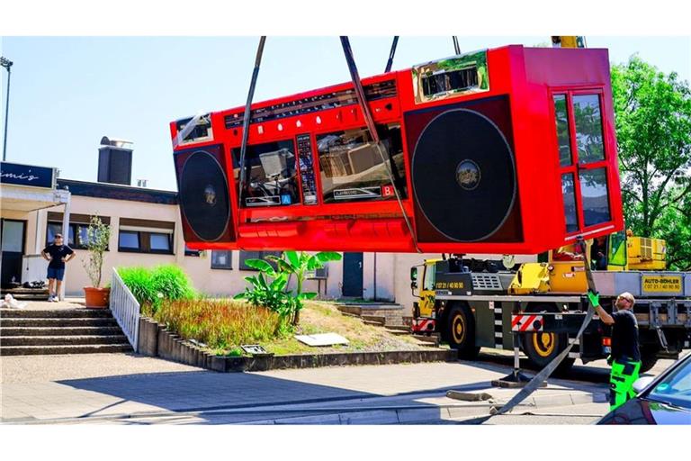 Karlsruhe: Riesiger Ghettoblaster als Eisdiele geplant – extra gebaut und aus China geliefert