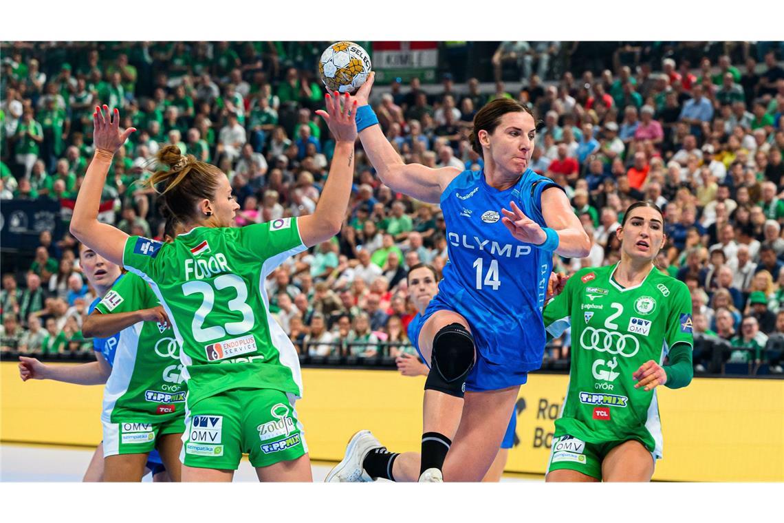 HB Ludwigsburg setzt aufs Comeback von Karolina Kudlacz-Gloc Karolina Kudlacz-Gloc setzt sich durch im am Ende verlorenen Champions-League-Finale 2024 gegen Györi Audi ETO KC.