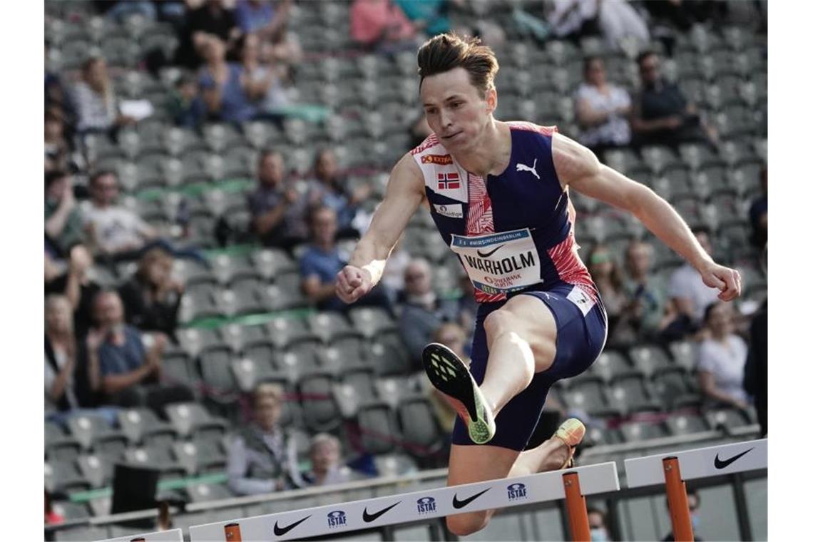 Istaf in Berlin: Mihambo verliert, Vetter siegt erneut Karsten Warholm verpasste den Weltrekord über 400 Meter Hürden knapp. Foto: Michael Kappeler/dpa