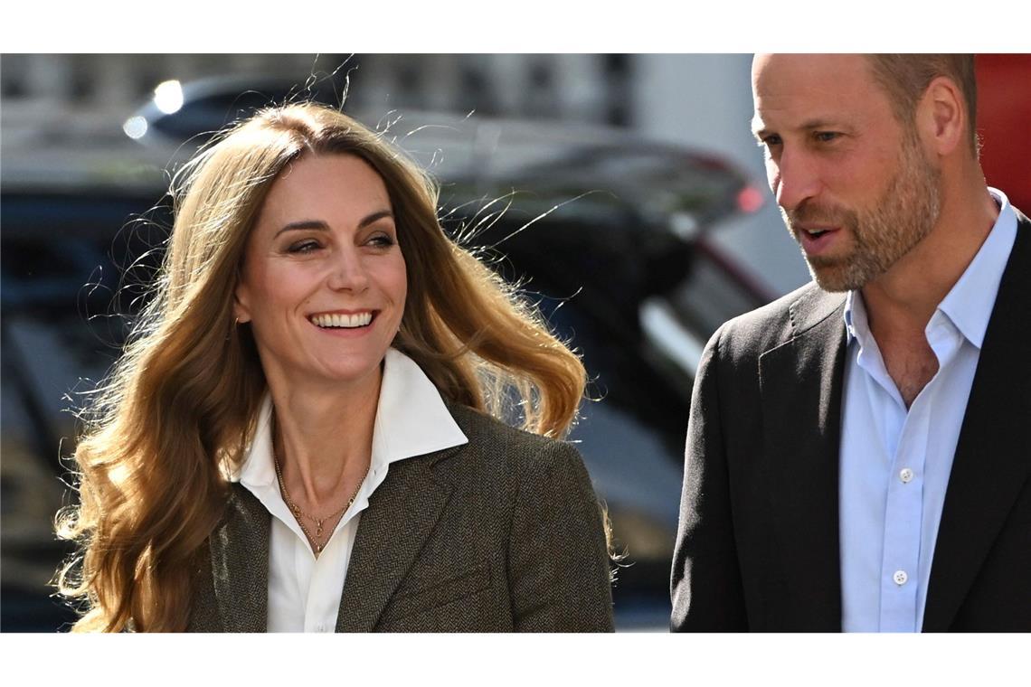 Kate zeigte sich erstmals in der Öffentlichkeit mit blonden Haaren.