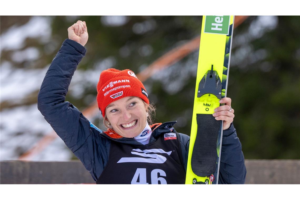 Katharina Schmid darf sich Hoffnungen auf die ehrenvolle Aufgabe als Fahnenträgerin machen. (Archivbild)