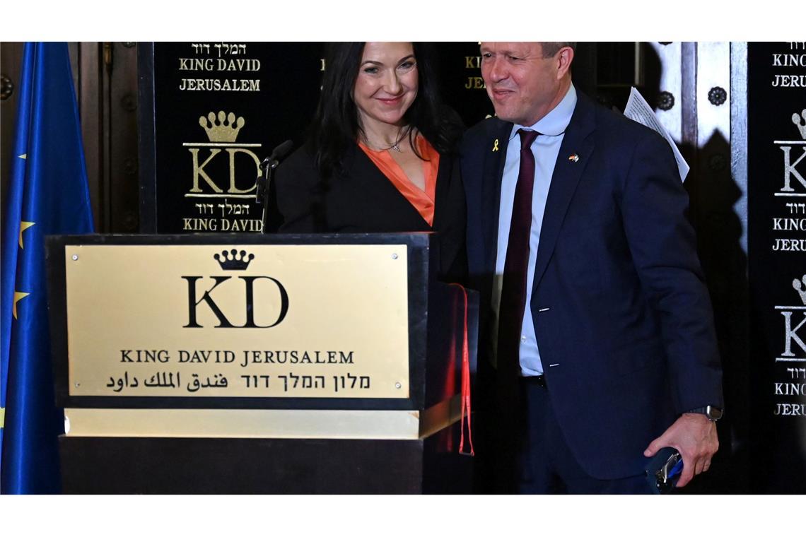 Katherina Reiche (CDU), Bundesministerin für Wirtschaft und Energie, trifft Nir Barkat, Minister für Wirtschaft und Industrie.