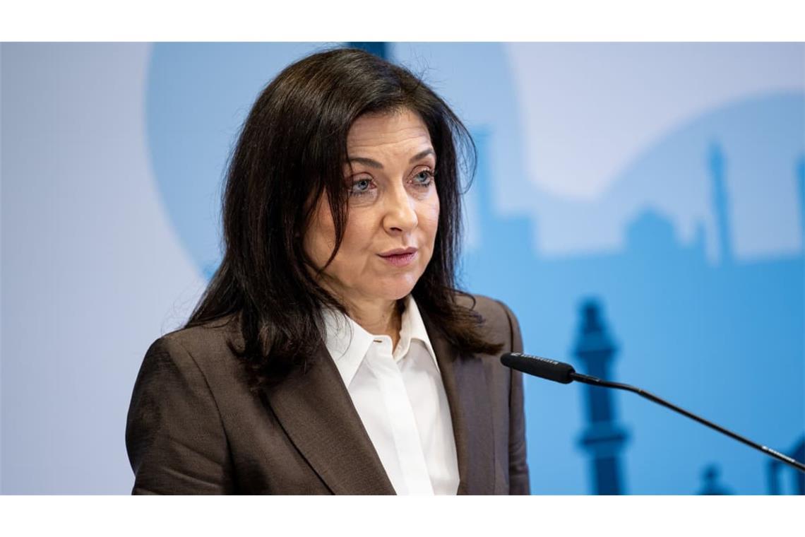 Katherina Reiche (CDU) kann nicht wie geplant an einer Asien-Pazifik-Konferenz der deutschen Wirtschaft in der Hauptstadt Seoul teilnehmen (Archivbild).