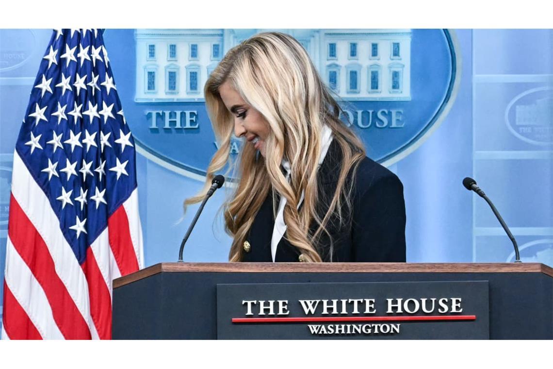 Katie Zacharia hatte bei ihrem ersten öffentlichen Auftritt als Trump-Sprecherin einen nervösen Eindruck gemacht.