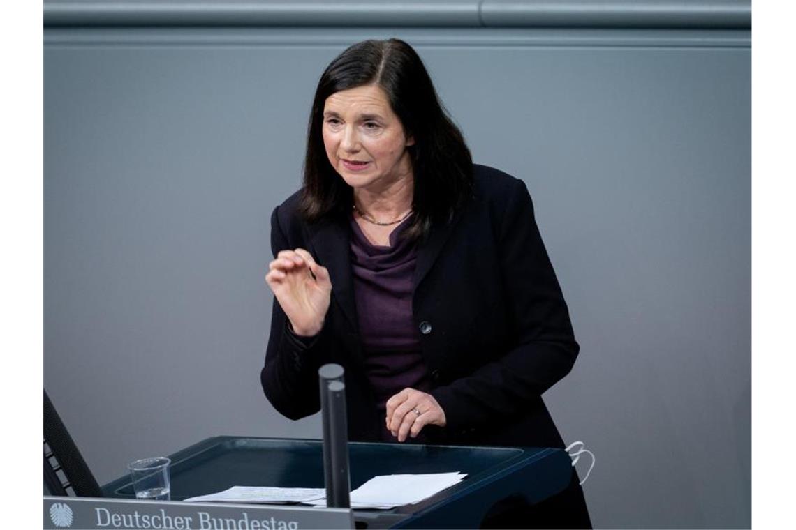Katrin Göring-Eckardt, Fraktionsvorsitzende von Bündnis 90/Die Grünen, spricht im Bundestag. Foto: Kay Nietfeld/dpa
