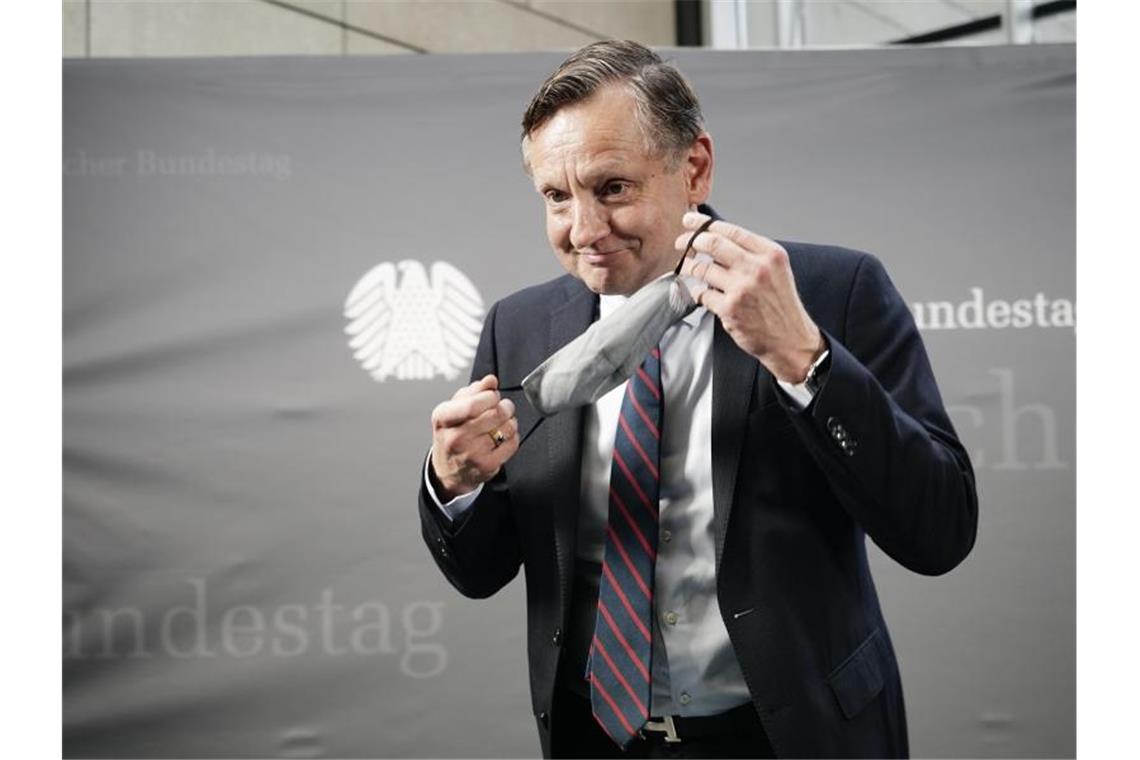 Wirecard-Ausschuss: Merkel und Söder auf Zeugenliste Kay Gottschalk (AfD) kommt zur Konstituierenden Sitzung des Untersuchungsausschusses zu Wirecard. Foto: Michael Kappeler/dpa