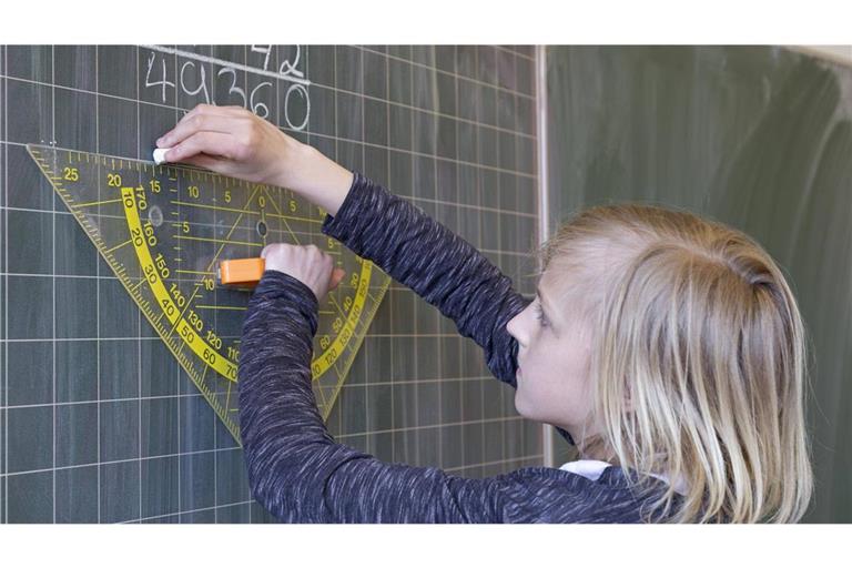 Kein Problem beim Rechnen mit großen Zahlen? In Mathematik galt das zuletzt nur für 20 Prozent der Fünftklässler?