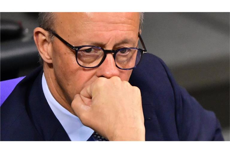 Keine leichte Aufgabe für den Kanzler. Friedrich Merz trifft sich in Belgien mit dem Regierungschef Bart de Wever. Den will er davon überzeugen, die eingefrorenen russischen Gelder freizugeben.