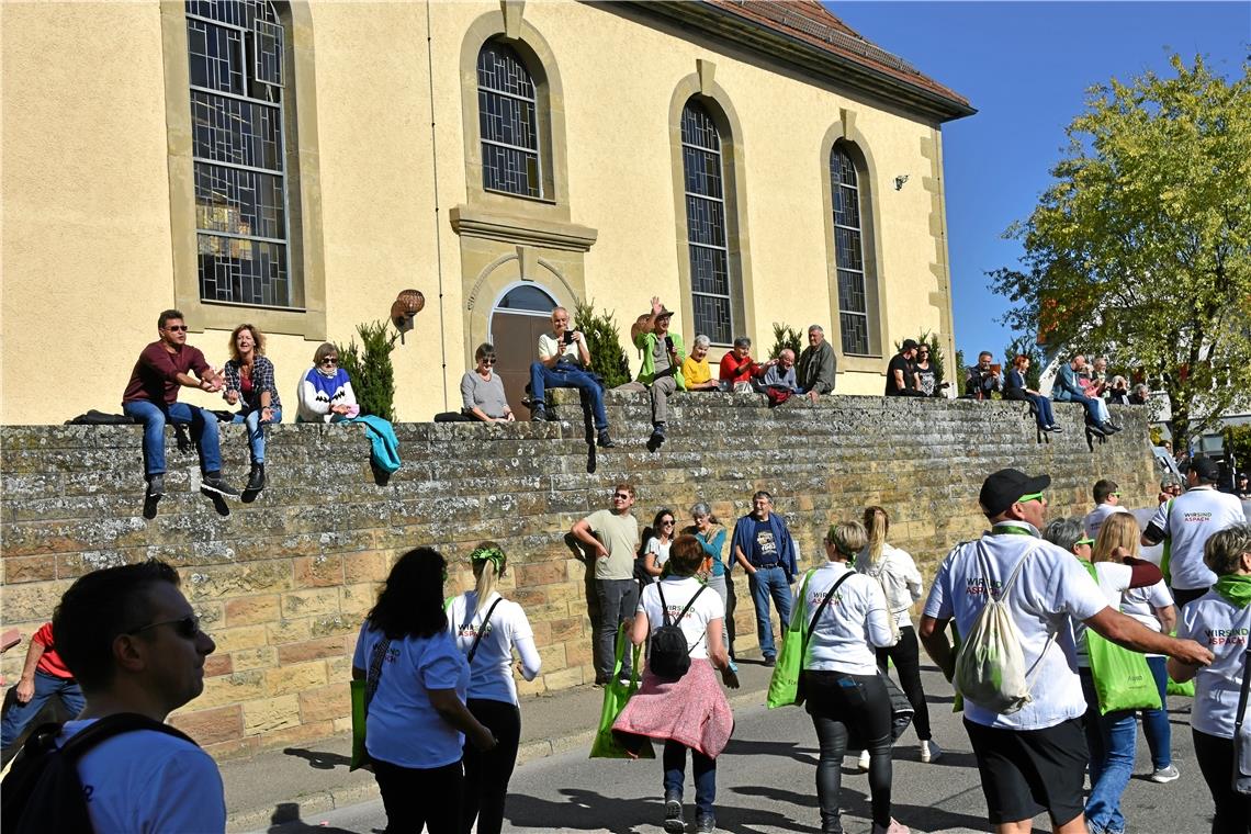 Kelterfest und Umzug in Aspach, Kelterfest wie früher mit Festumzug am Sonntag i...