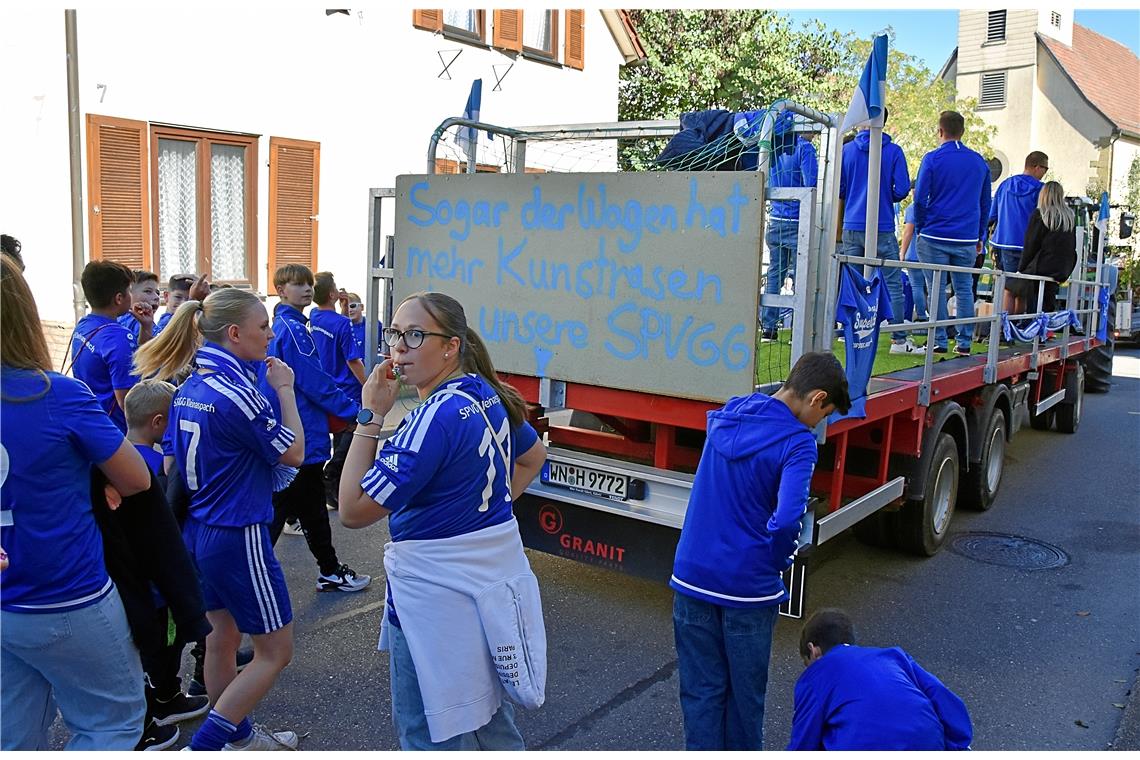 Kelterfest und Umzug in Aspach, Kelterfest wie früher mit Festumzug am Sonntag i...